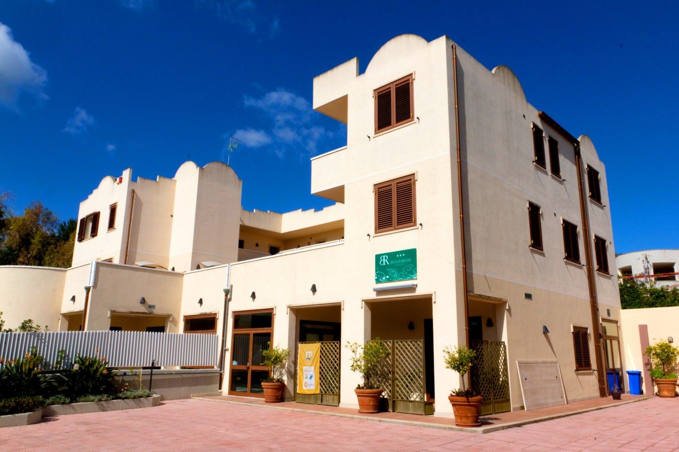 Hotel Bulla Regia Fontane Bianche Exterior photo